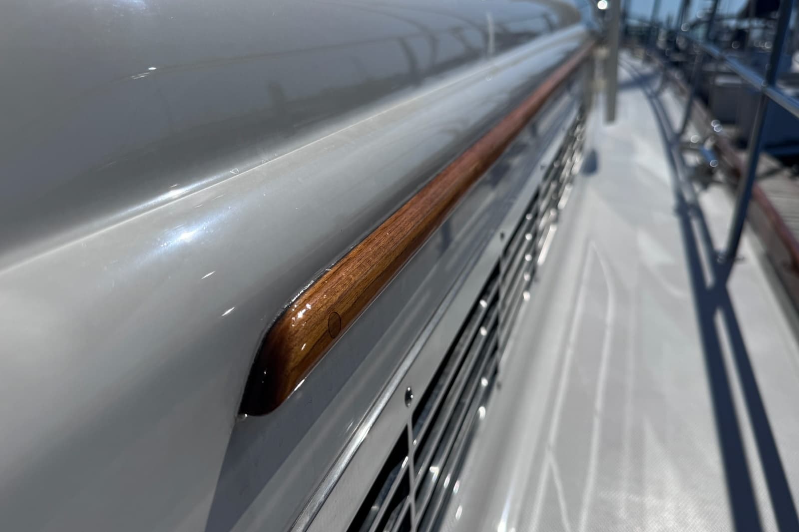 2024 Sabre 48 Salon Express