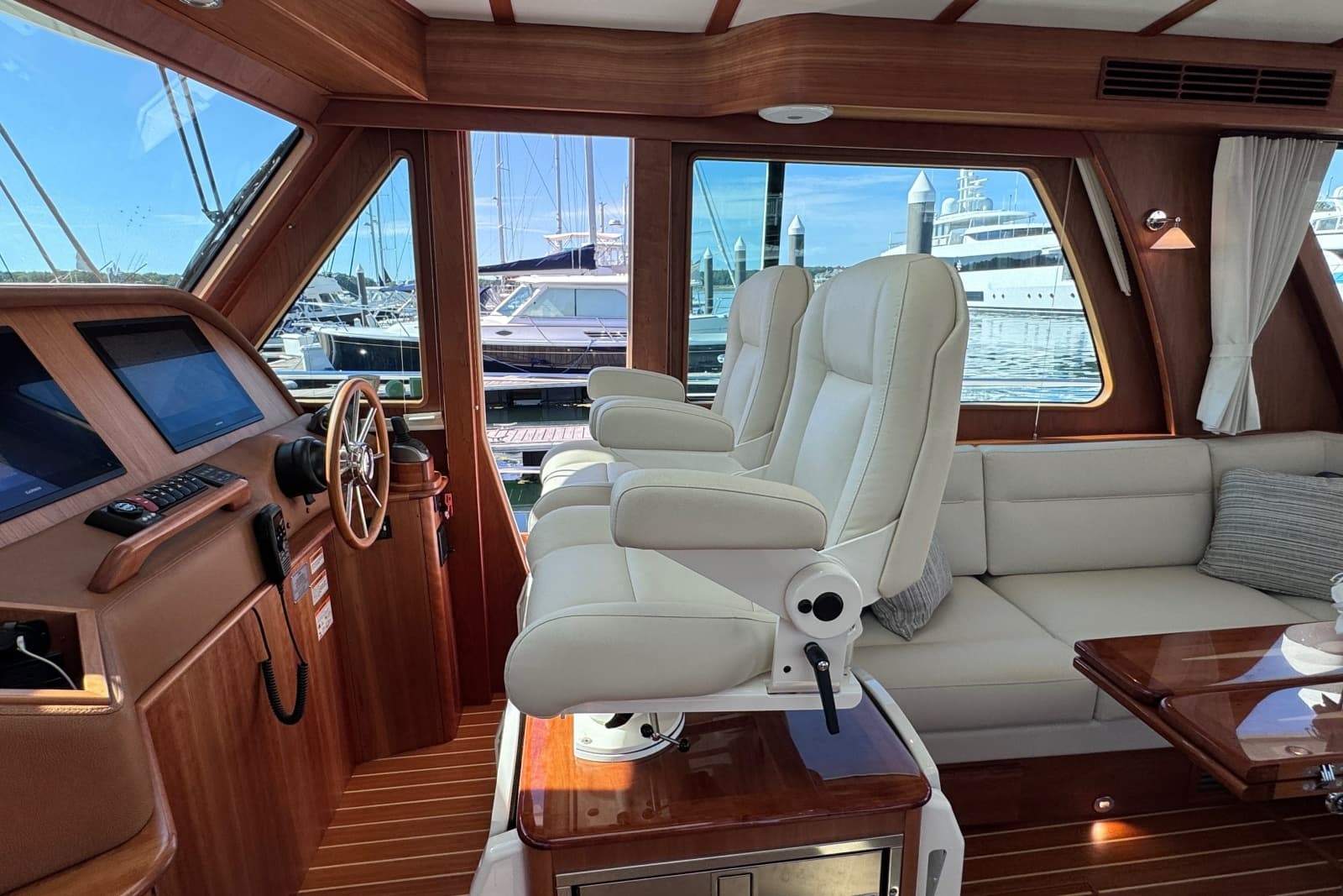 2024 Sabre 48 Salon Express