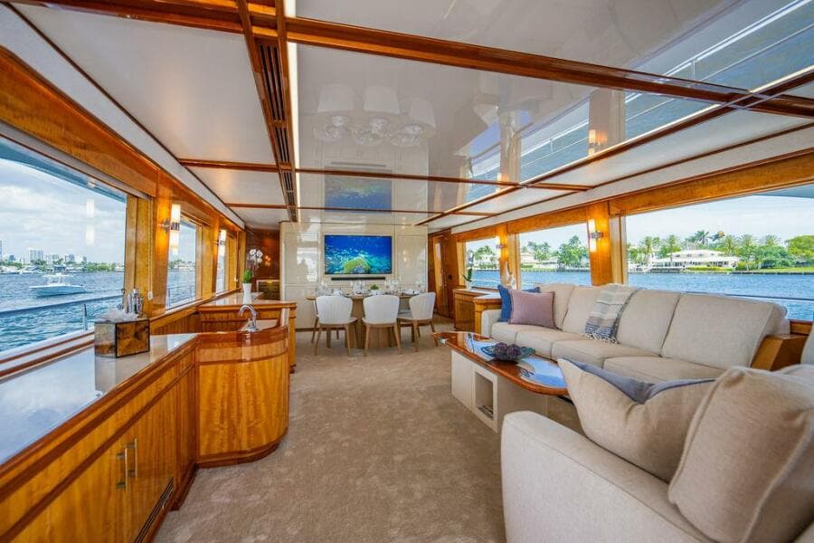 2001 Intermarine 