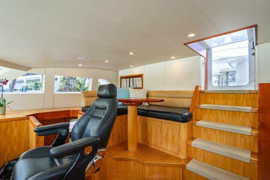 2001 Intermarine 