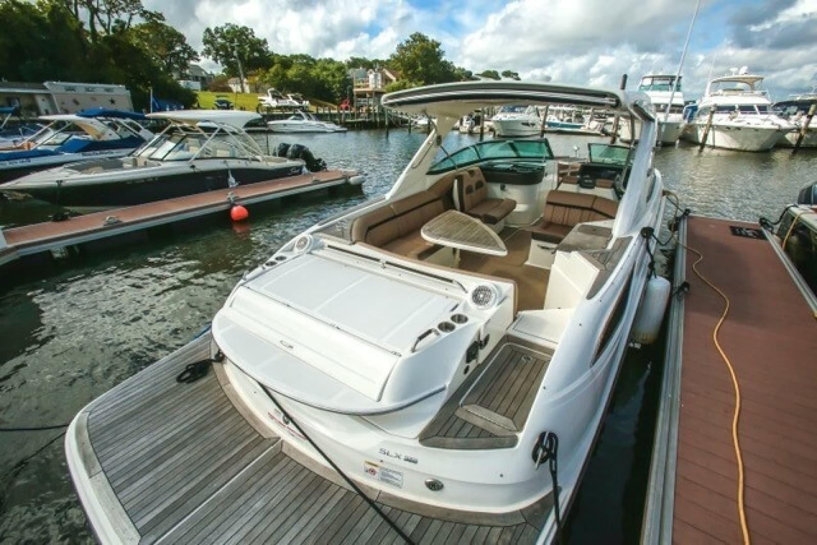 2018 Sea Ray SLX 350