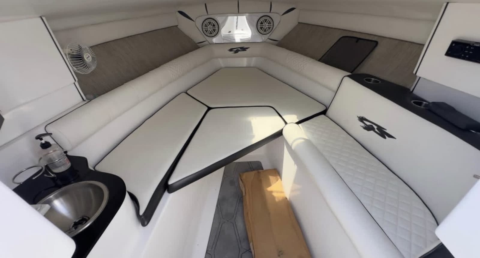 2020 Glasstream 360 SCX