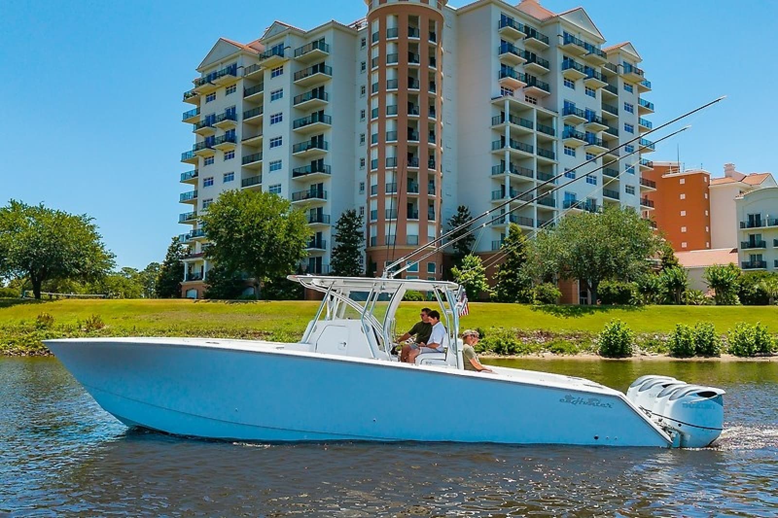 2022 SeaHunter 38 CTS