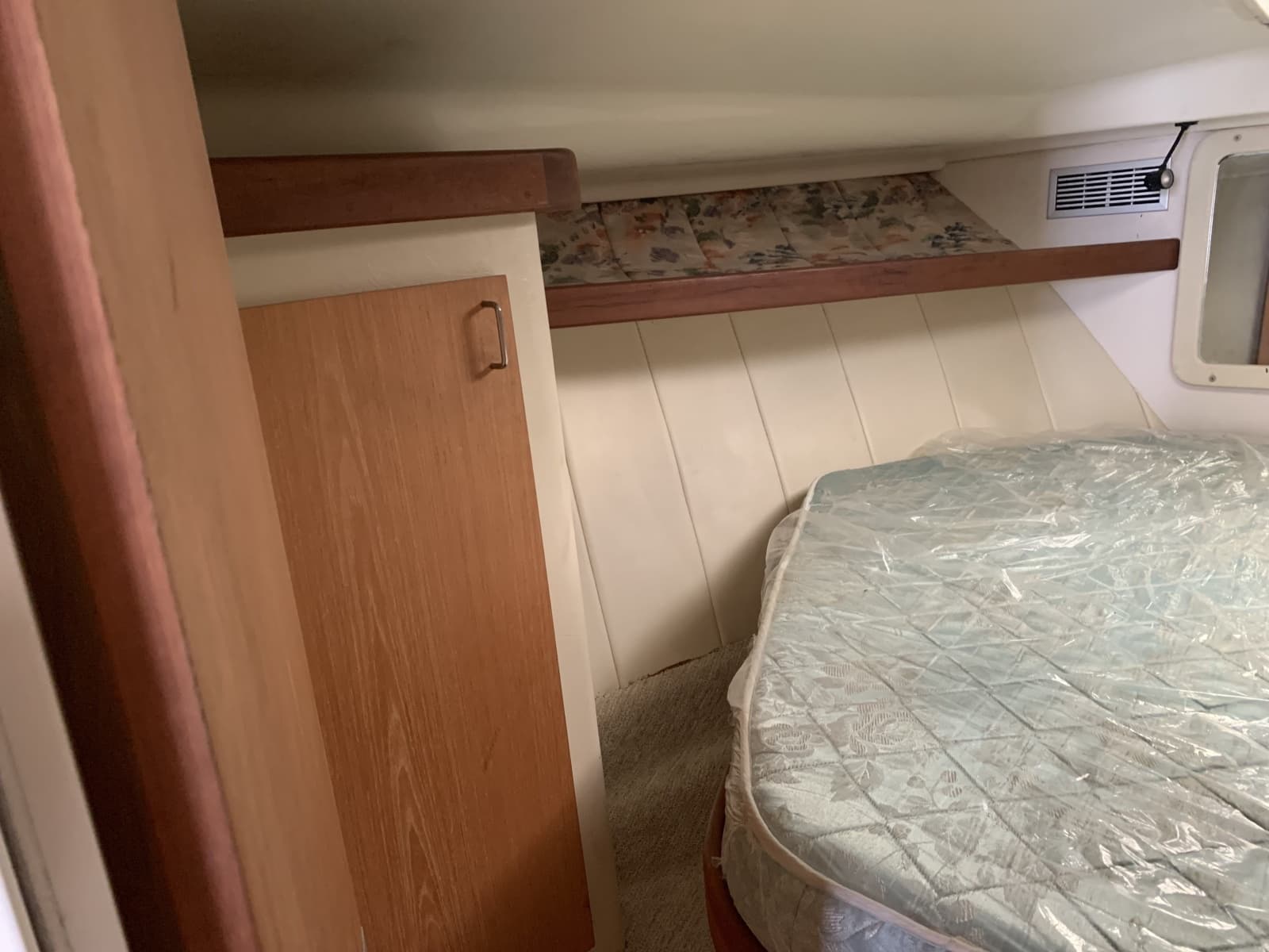 1996 Mainship 40 Sedan Bridge