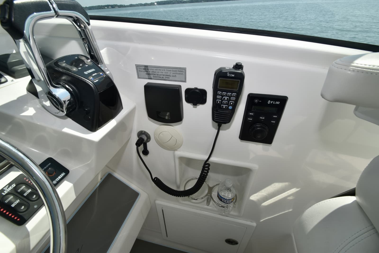 2018 Albemarle 29 Express