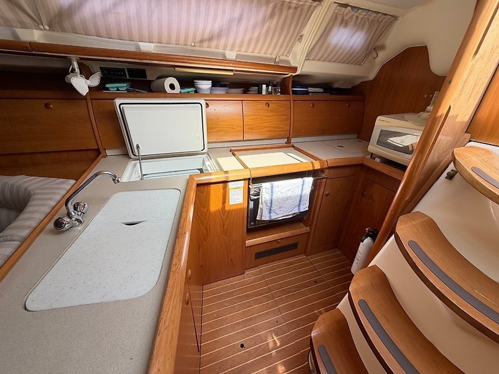 2000 Jeanneau Sun Odyssey 40.3