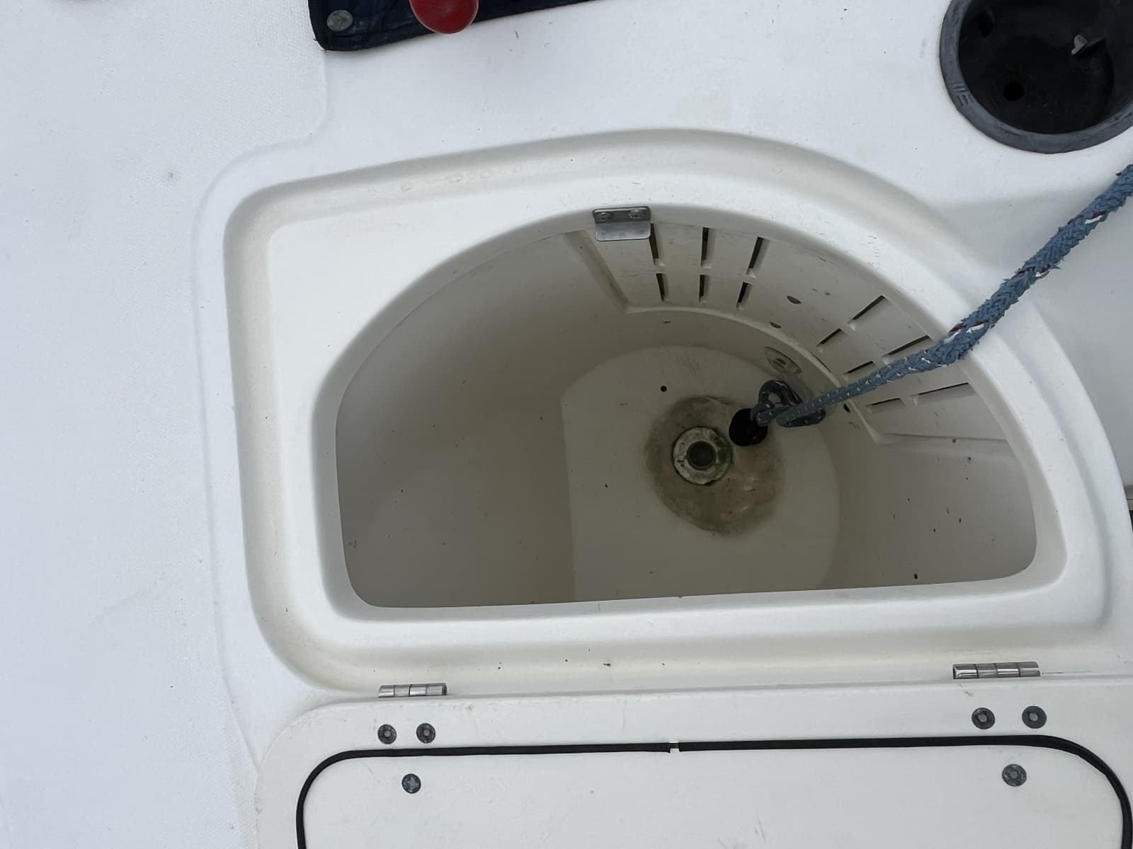 2001 Boston Whaler Conquest 28