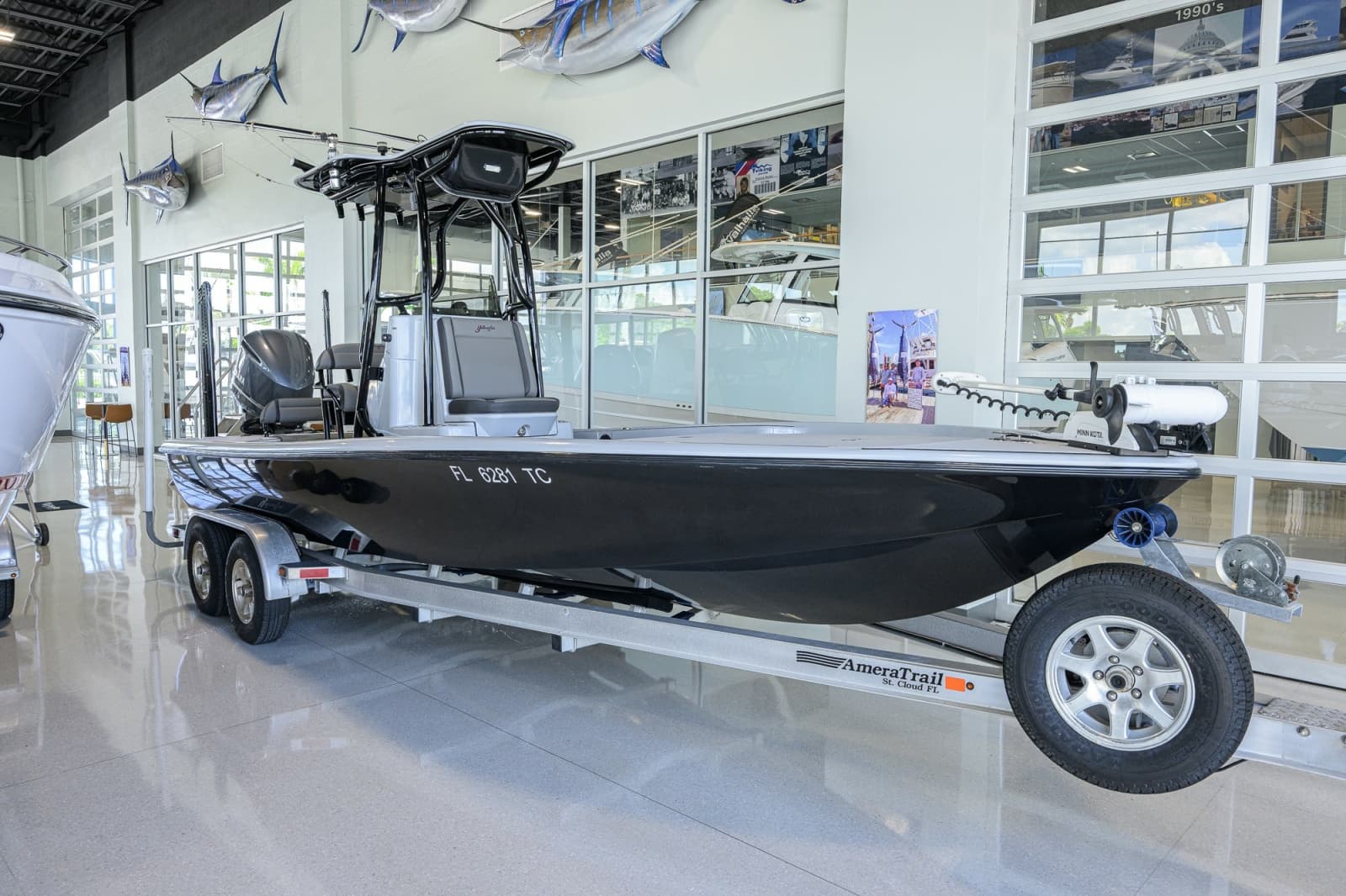 2017 Yellowfin 24 Bay CE