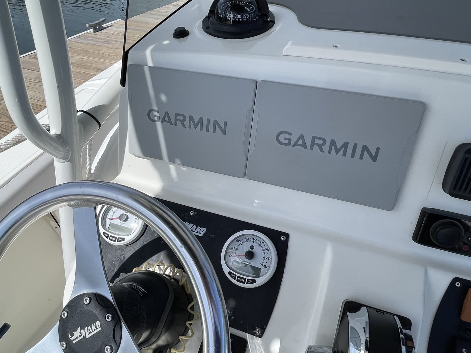 2023 Mako 214 CC