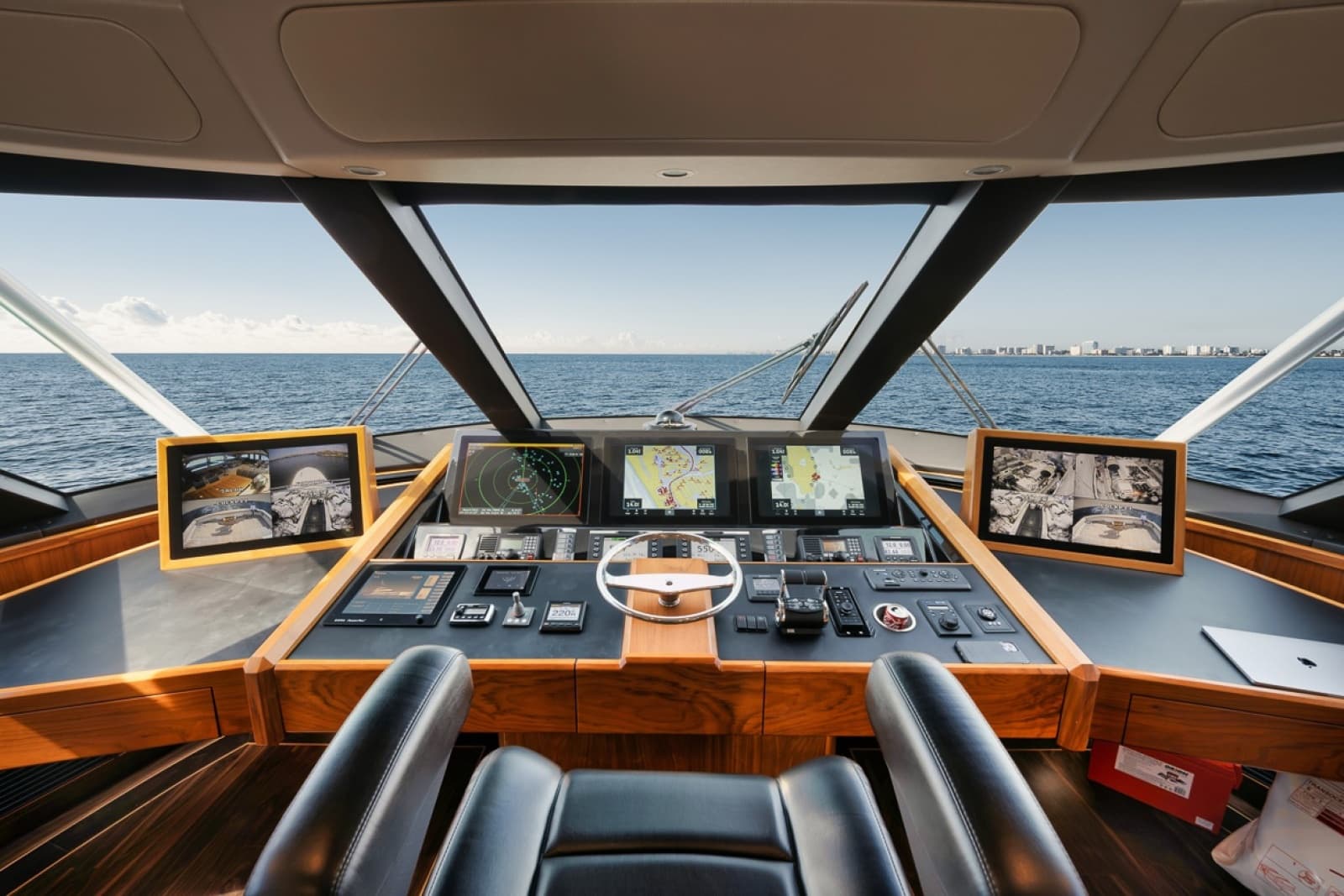 2016 Viking Enclosed Bridge
