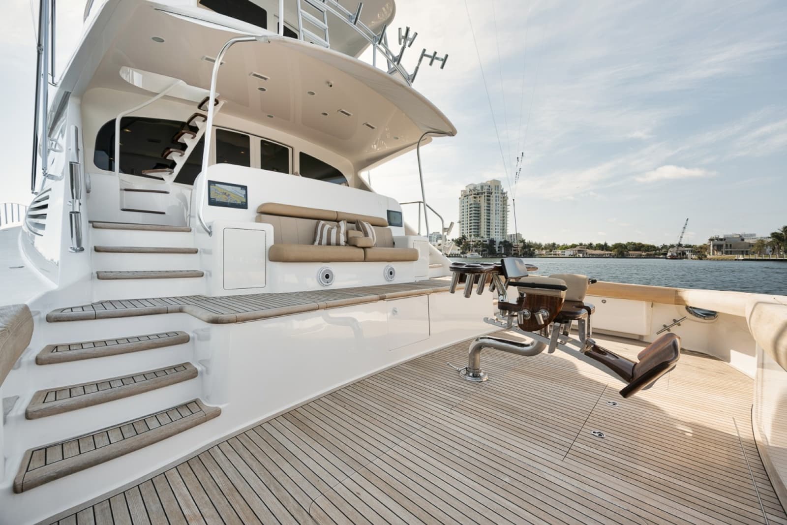 2016 Viking Enclosed Bridge