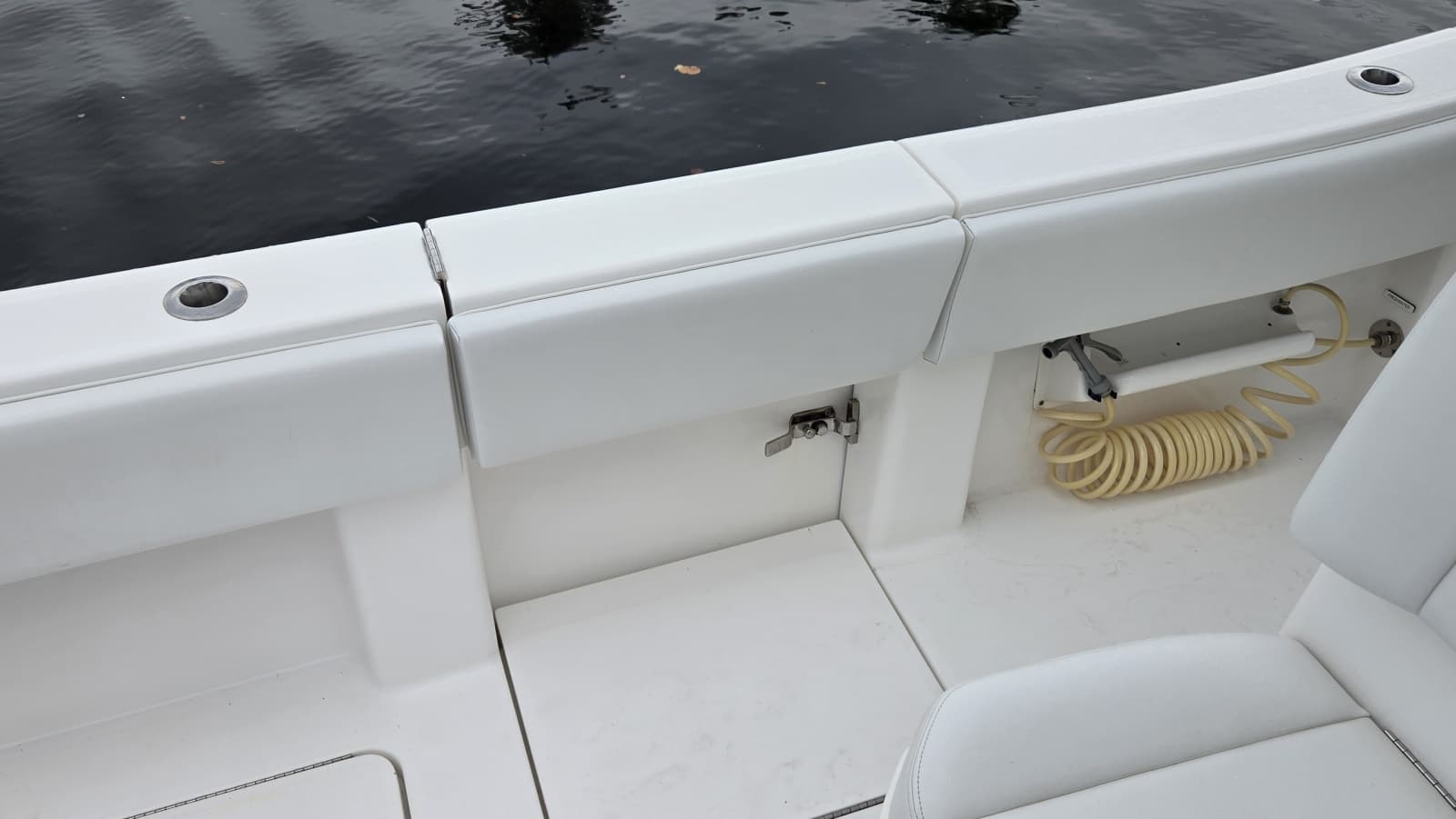 2018 Invincible 39 Open