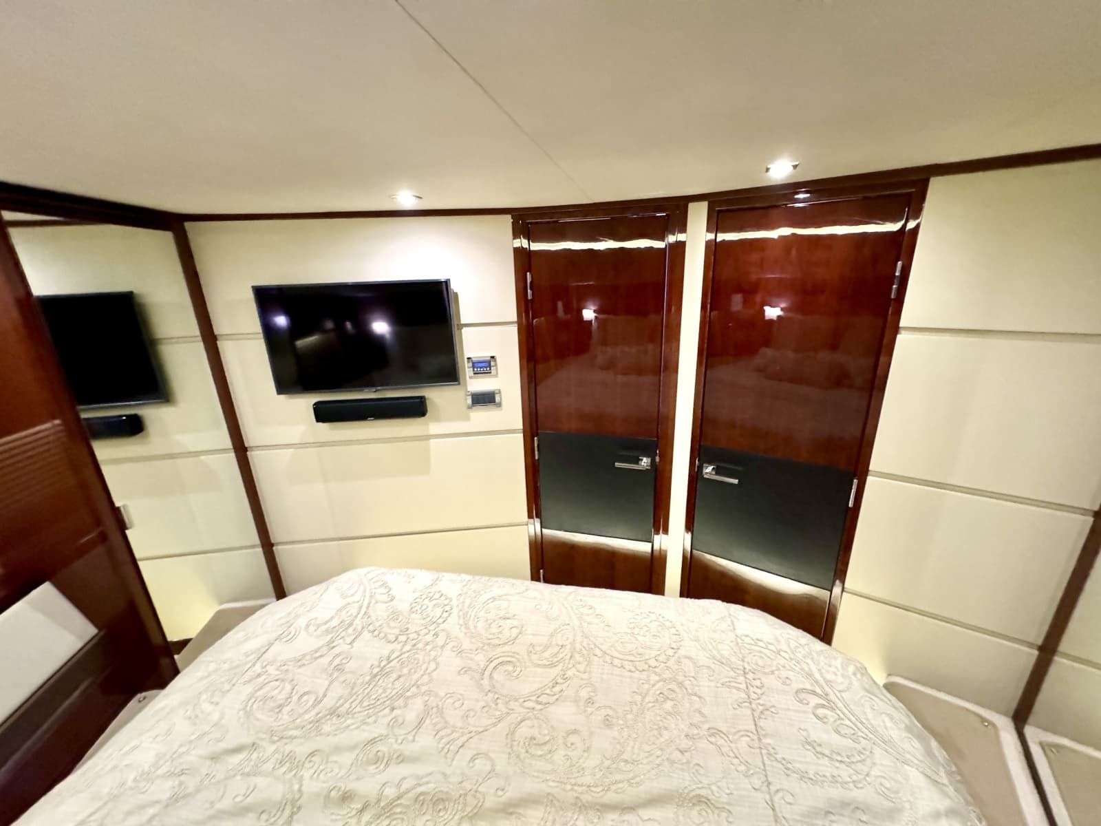 2017 Sea Ray L650 Fly