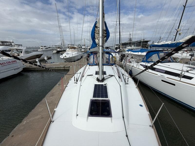 2018 Jeanneau Sun Odyssey 389