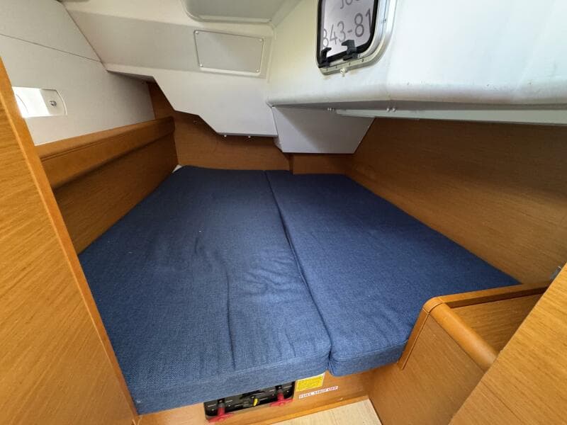 2018 Jeanneau Sun Odyssey 389