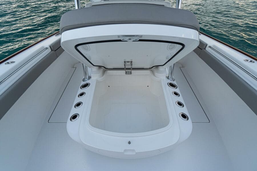 2027 Valhalla Boatworks V-33