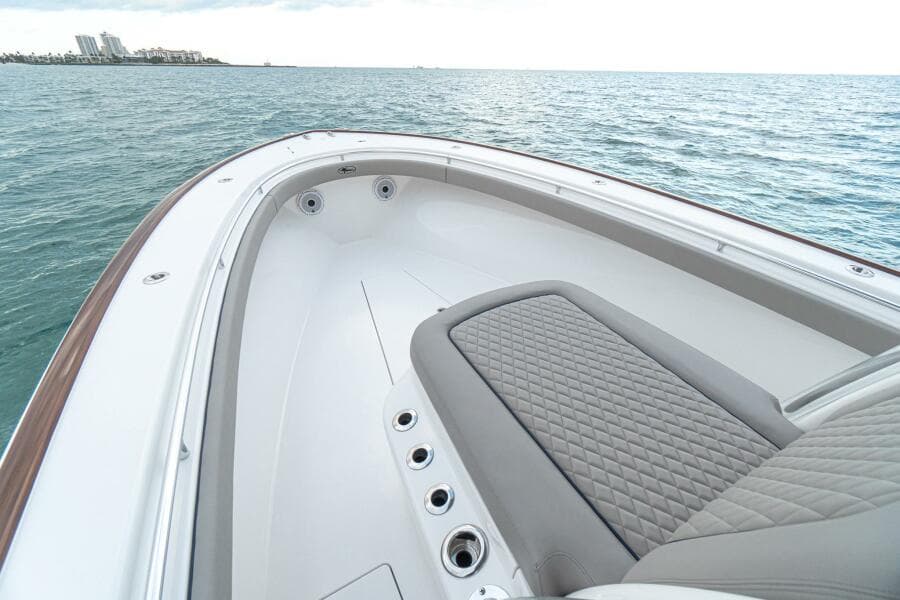 2027 Valhalla Boatworks V-33