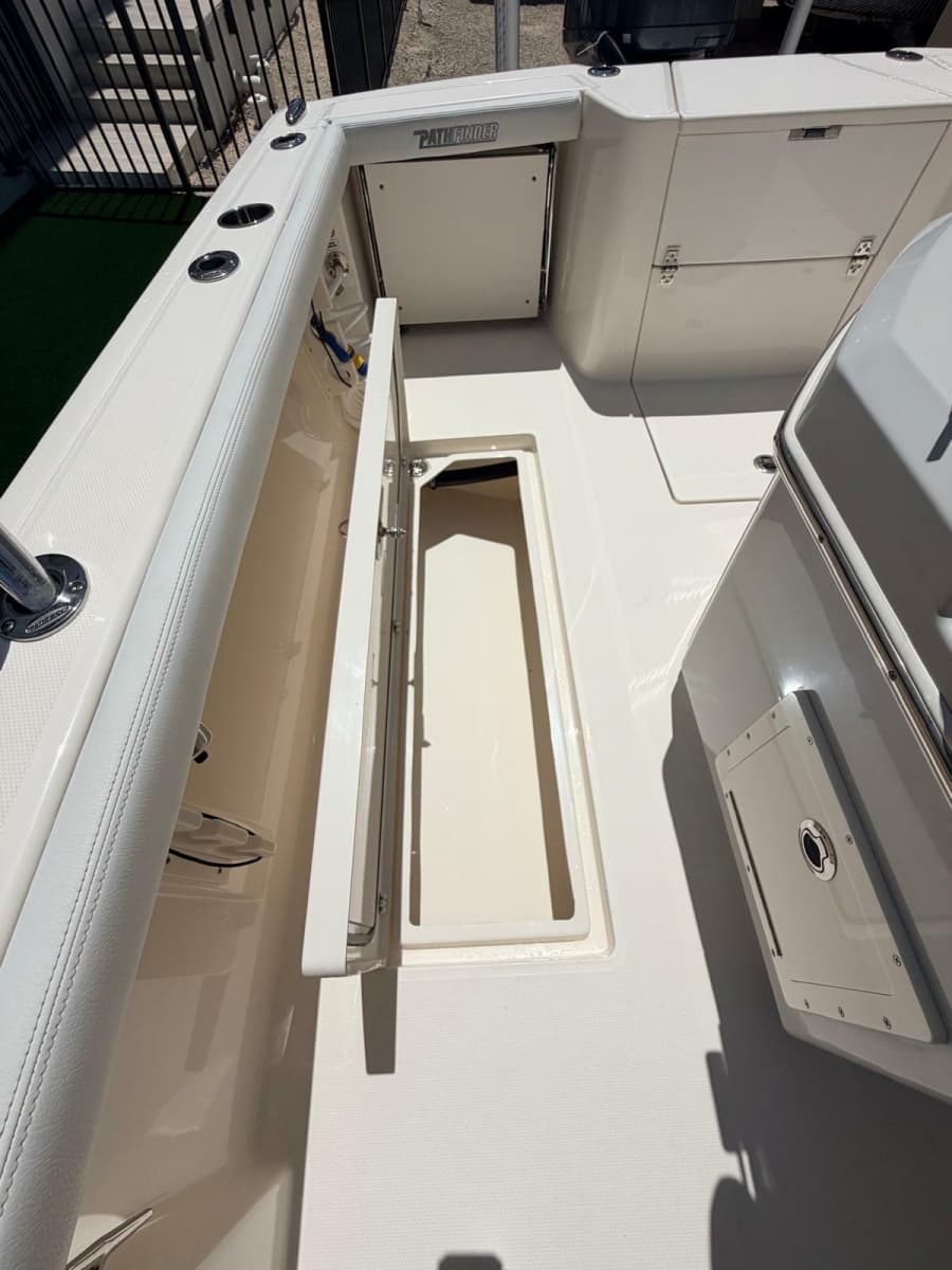 2023 Pathfinder 2400 Open