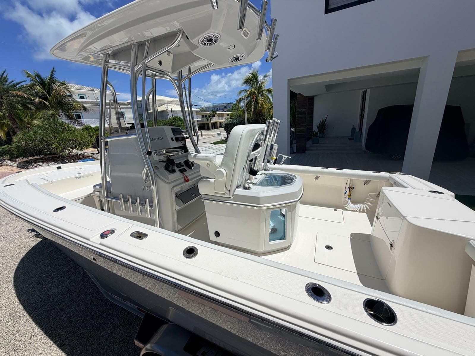 2023 Pathfinder 2400 Open