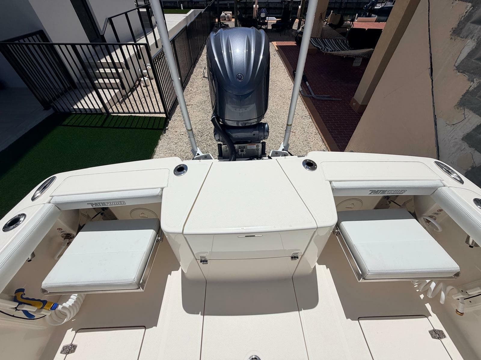 2023 Pathfinder 2400 Open