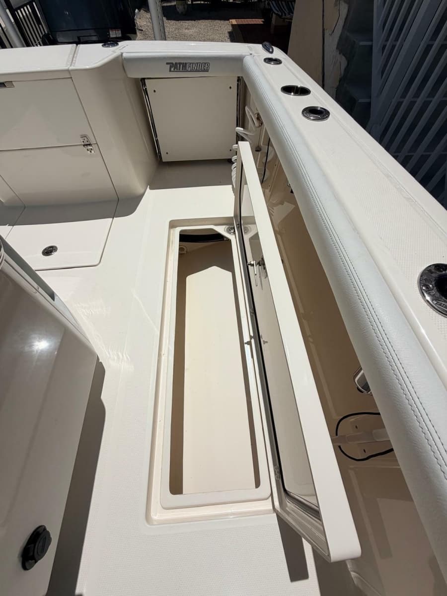 2023 Pathfinder 2400 Open