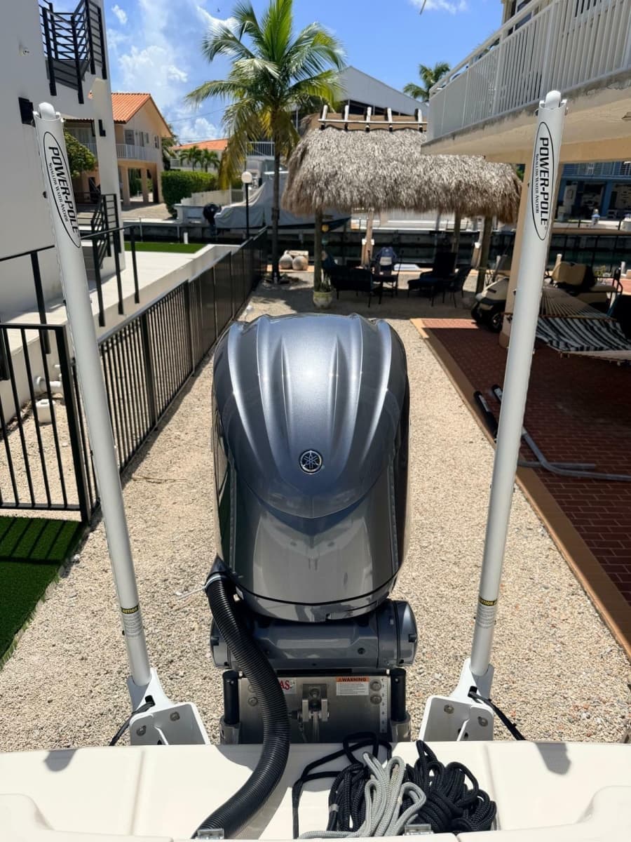 2023 Pathfinder 2400 Open