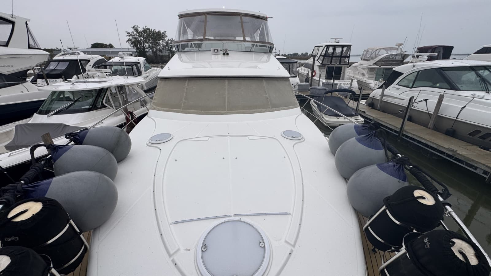 Exterior - Bow