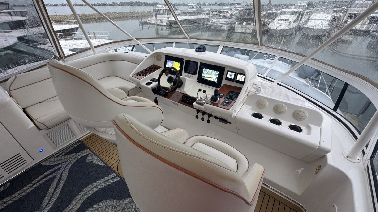 Flybridge Helm