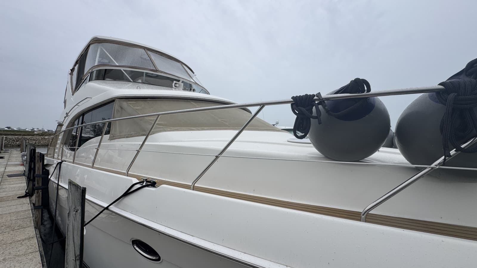 Exterior - Starboard