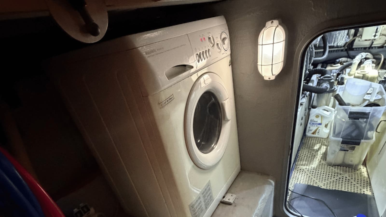 2006 Mainship 430