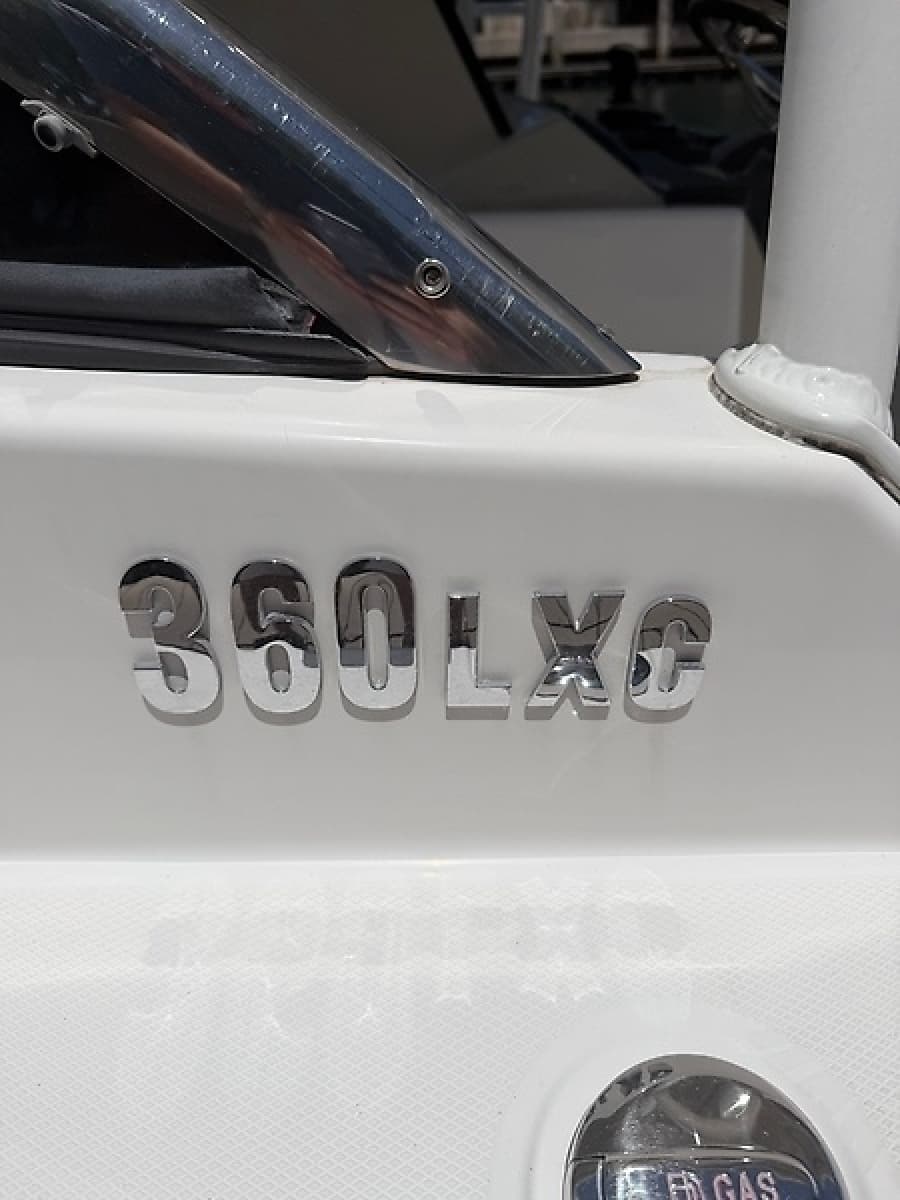 0005896363