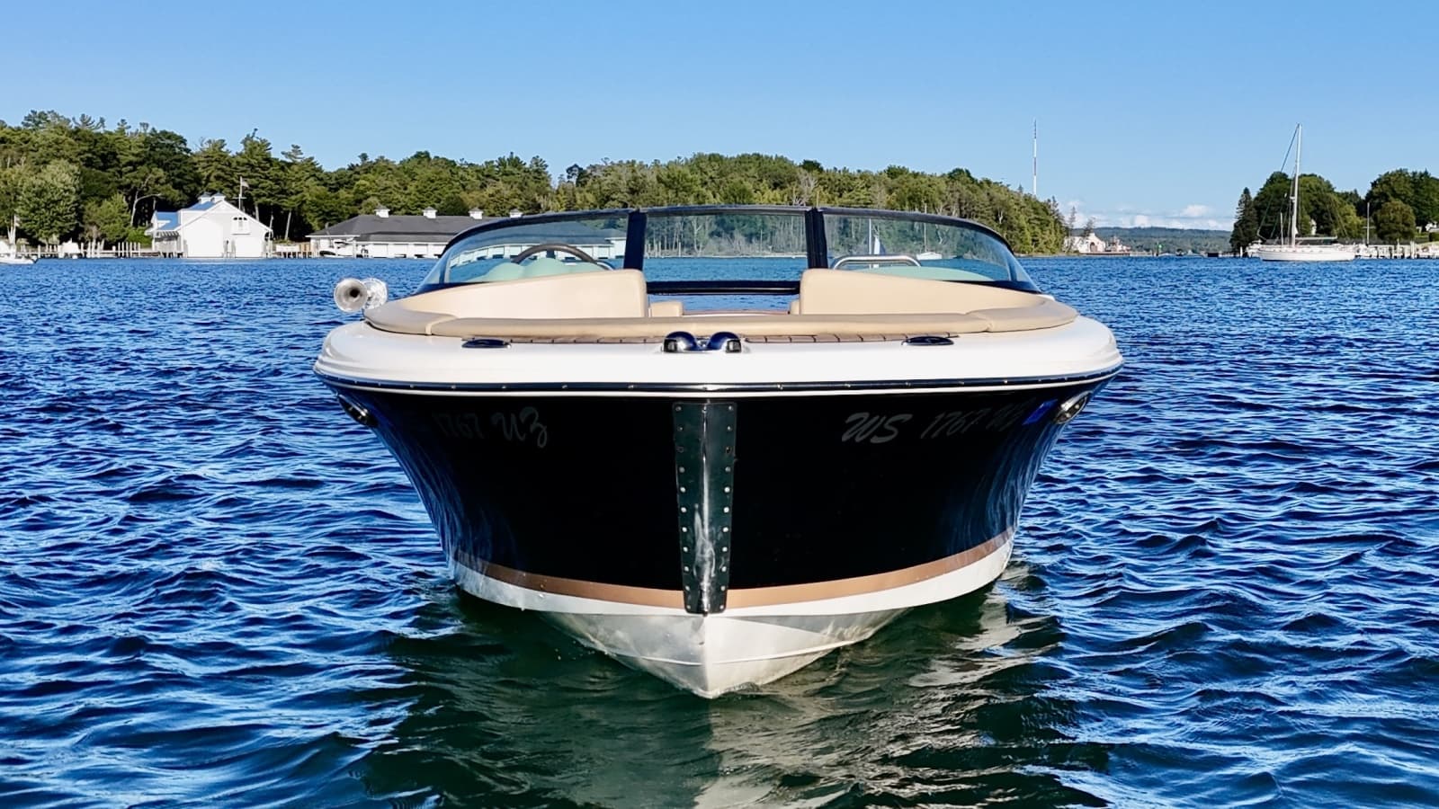 2016 Chris-Craft Carina 21