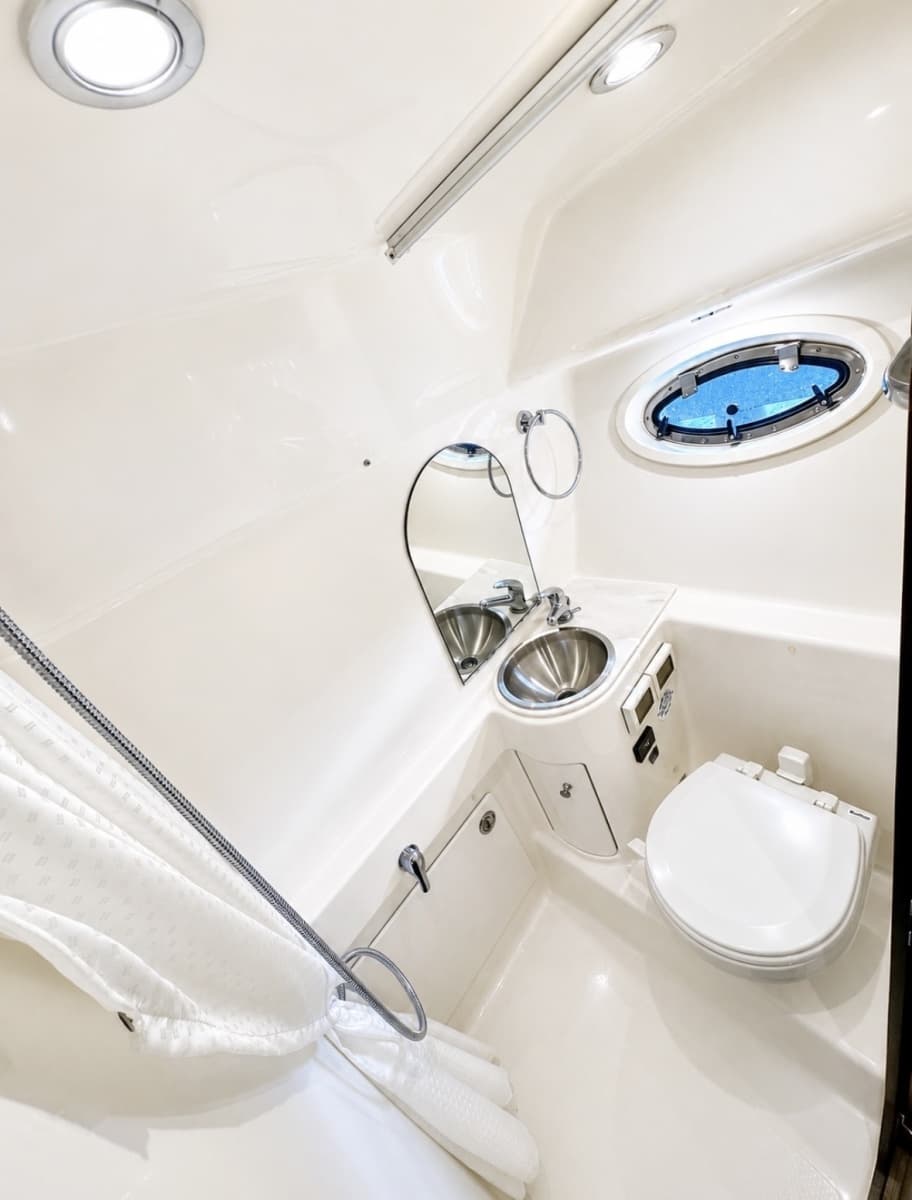 2015 Tiara Yachts 3100 Coronet