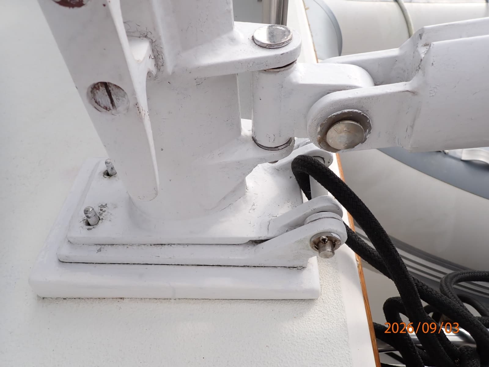 42' Grand Banks mast base hinge