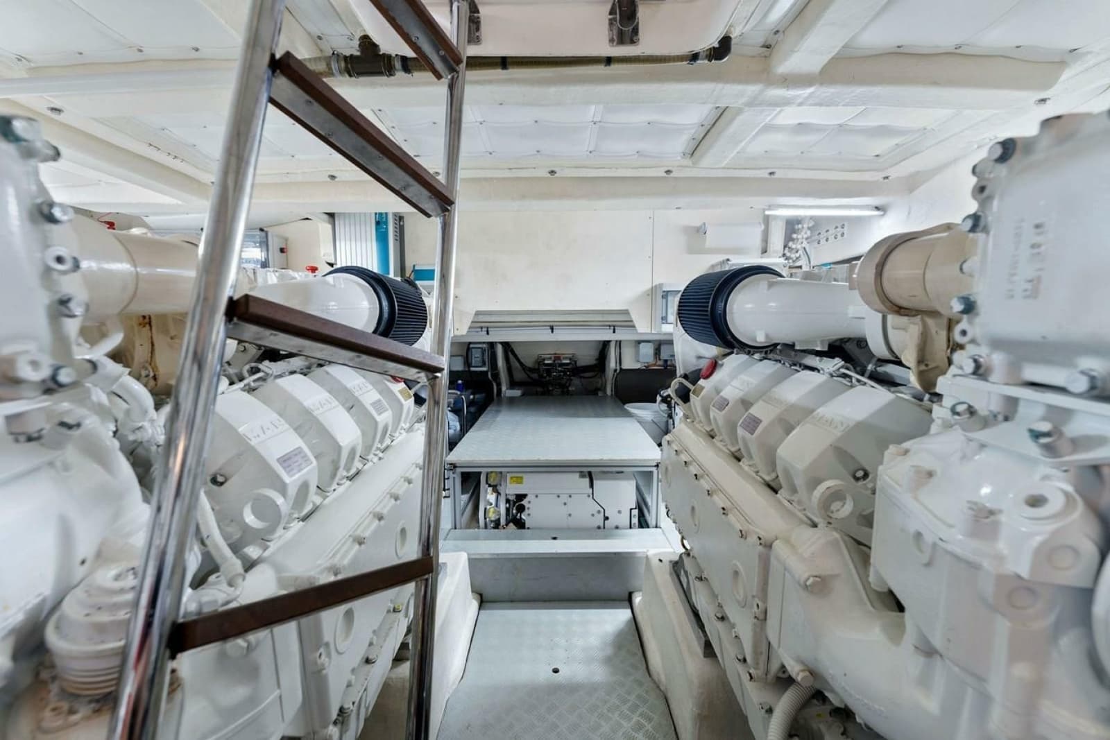2020 Ferretti Yachts 670 Motoryacht