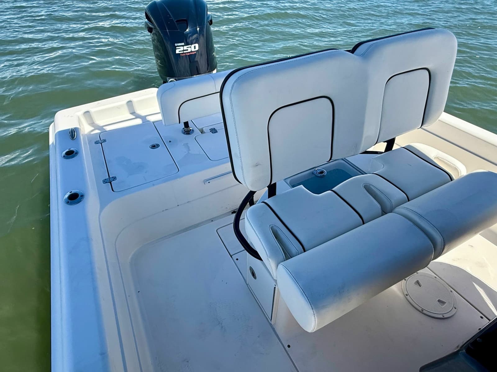 2019 ShearWater 23 LTZ