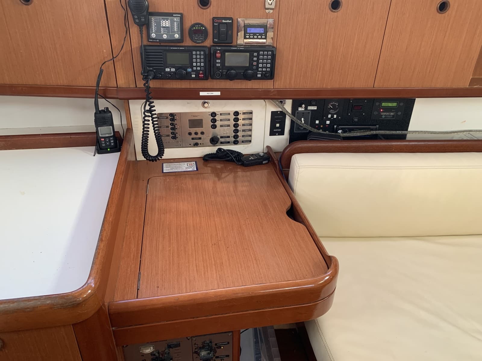 2008 Beneteau Oceanis 40