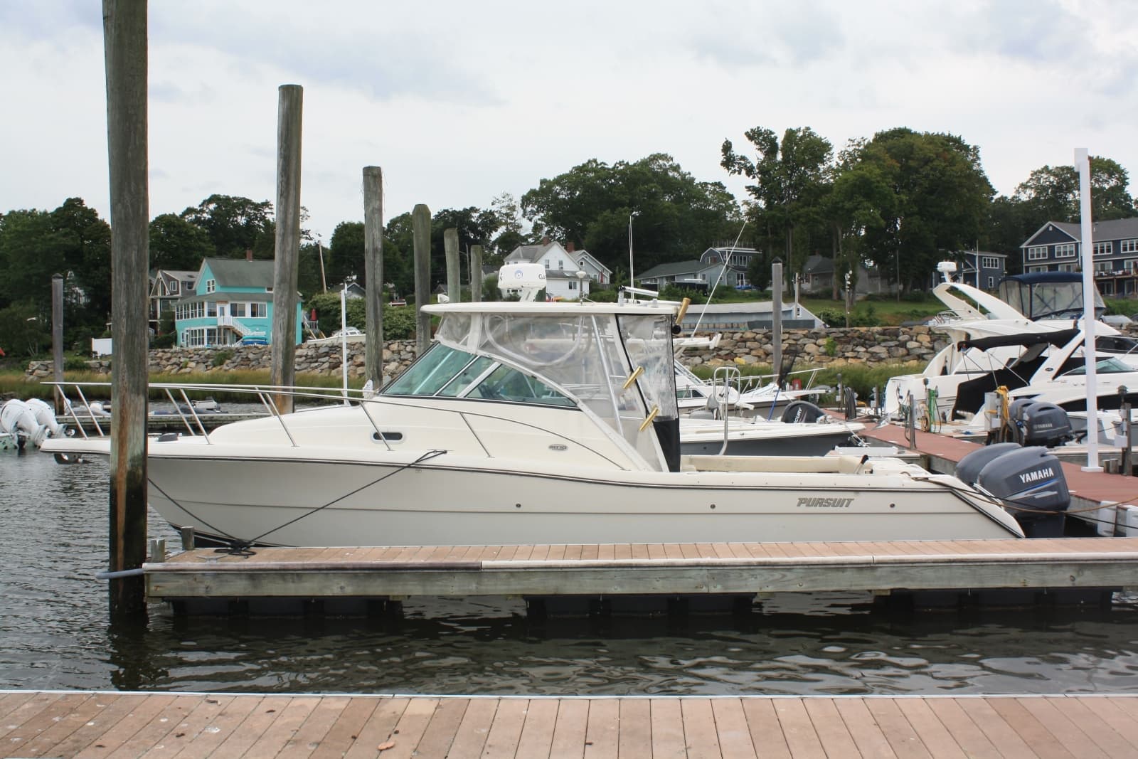 2003 Pursuit 3070 Express