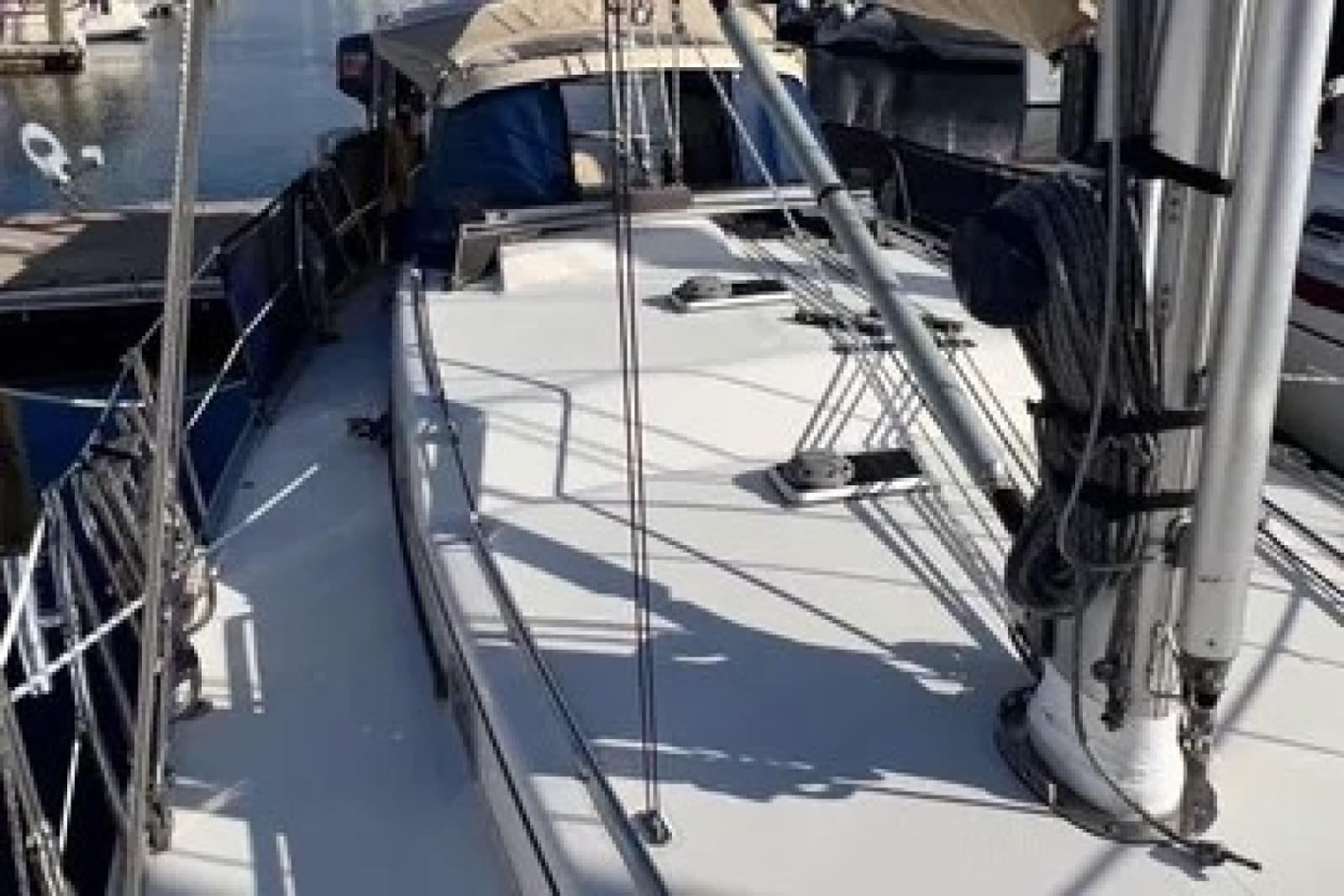 2011 Reliance 44