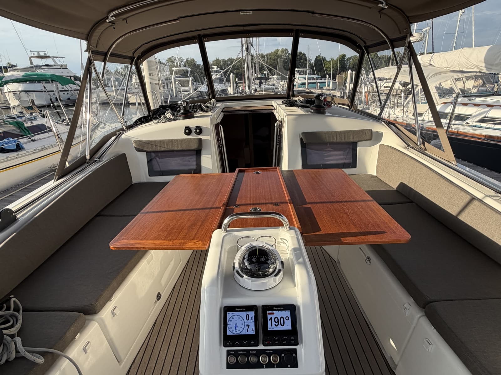 2024 Jeanneau Sun Odyssey 410