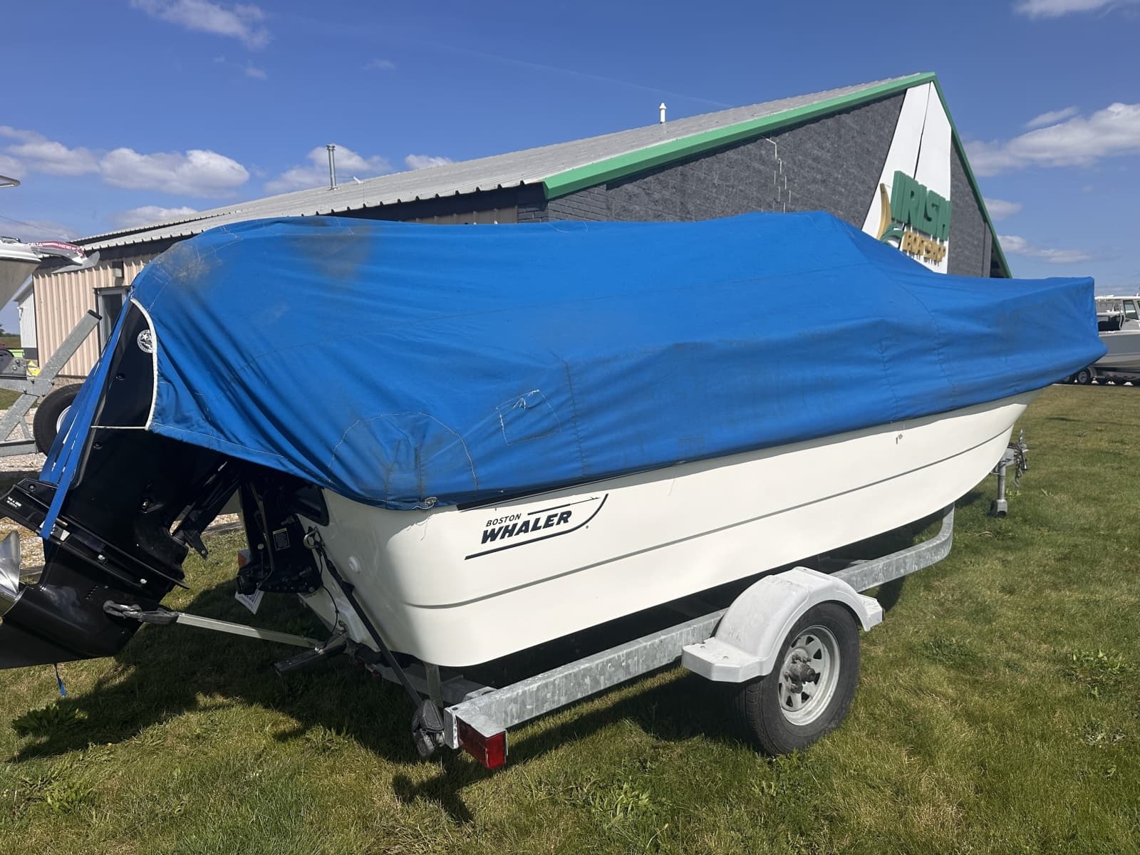 2015 Boston Whaler 170 Montauk