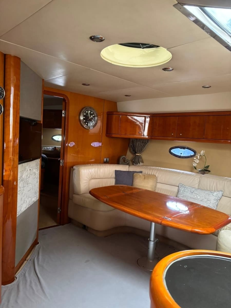 2004 Sunseeker Portofino 46
