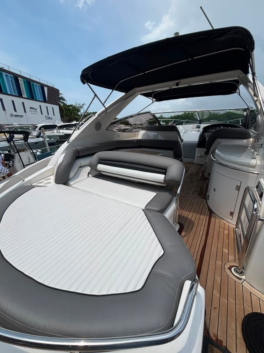 2004 Sunseeker Portofino 46
