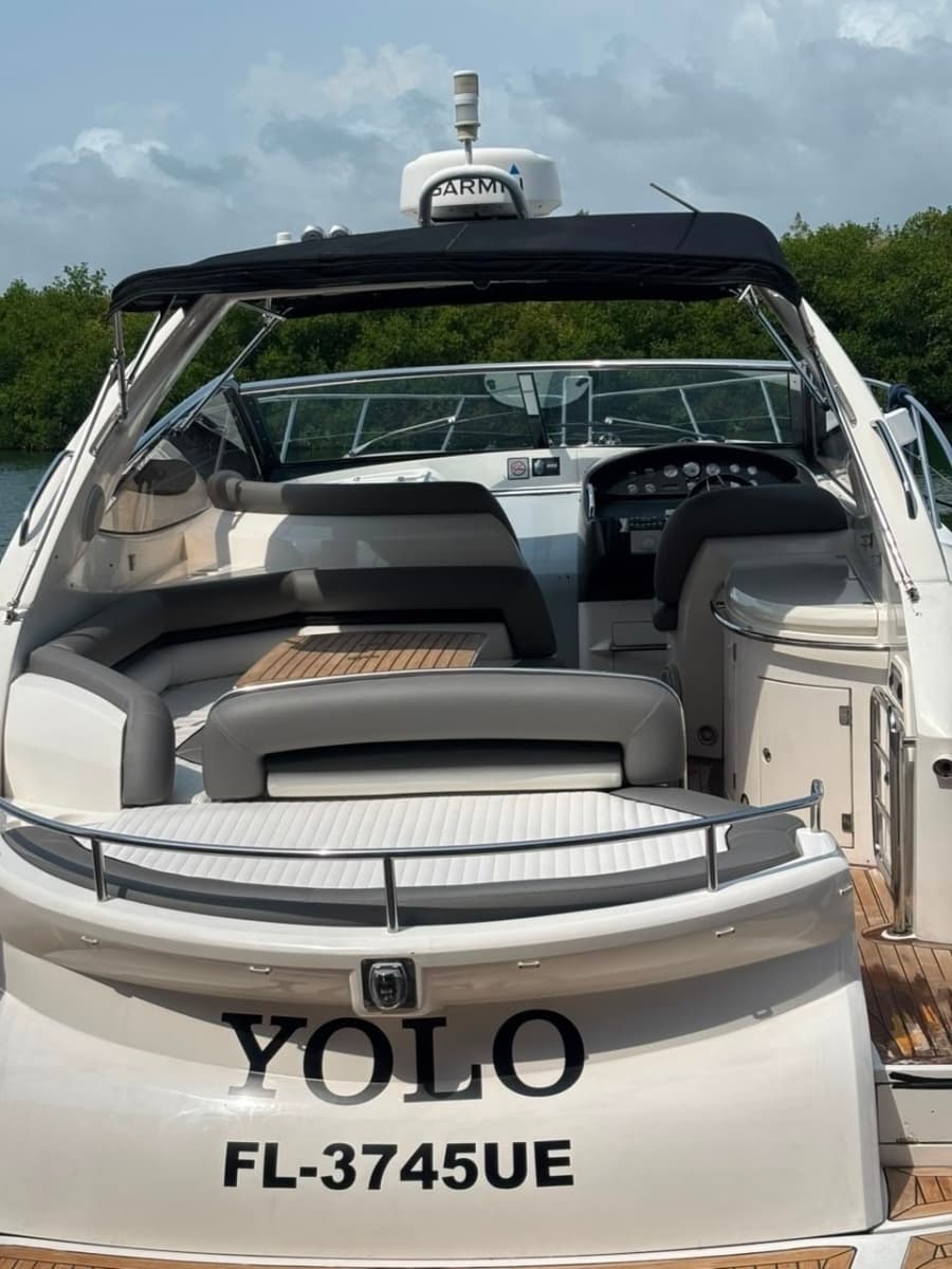 2004 Sunseeker Portofino 46
