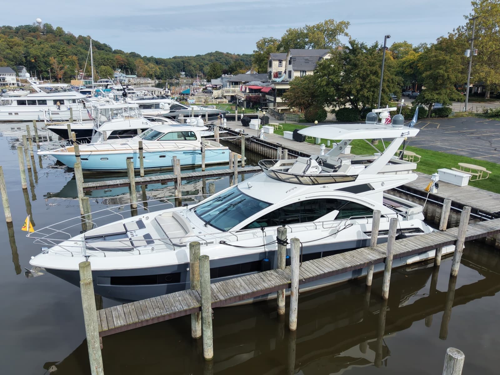 2019 Cruisers 60 FLY
