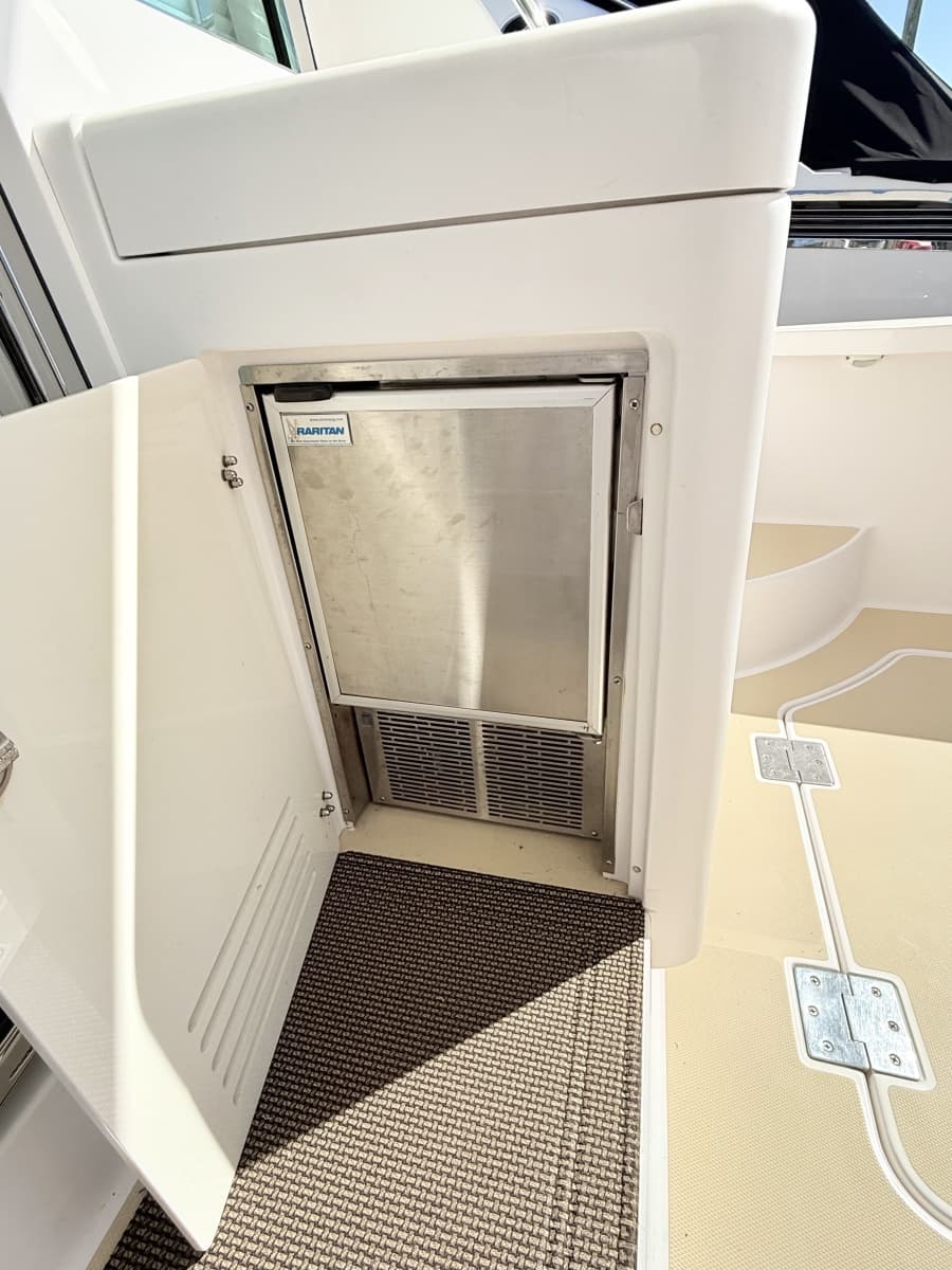 2012 Sabre 42 Salon Express