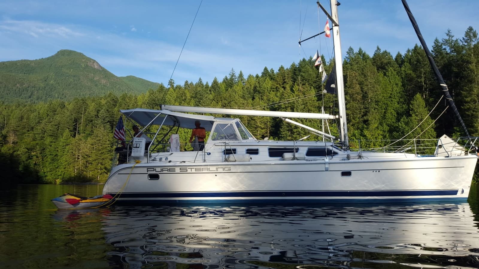 2007 Hunter 44 Deck Salon