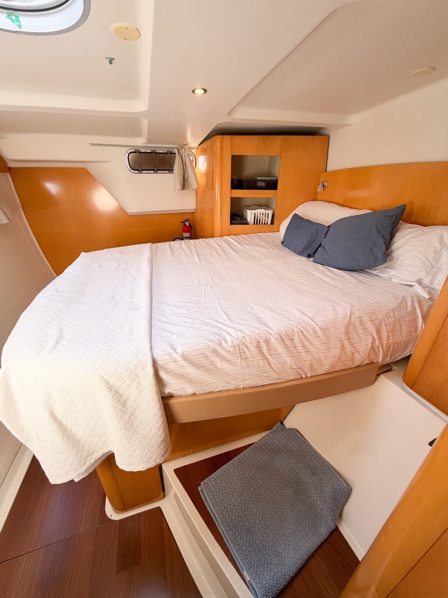 2008 Fountaine Pajot Orana 44