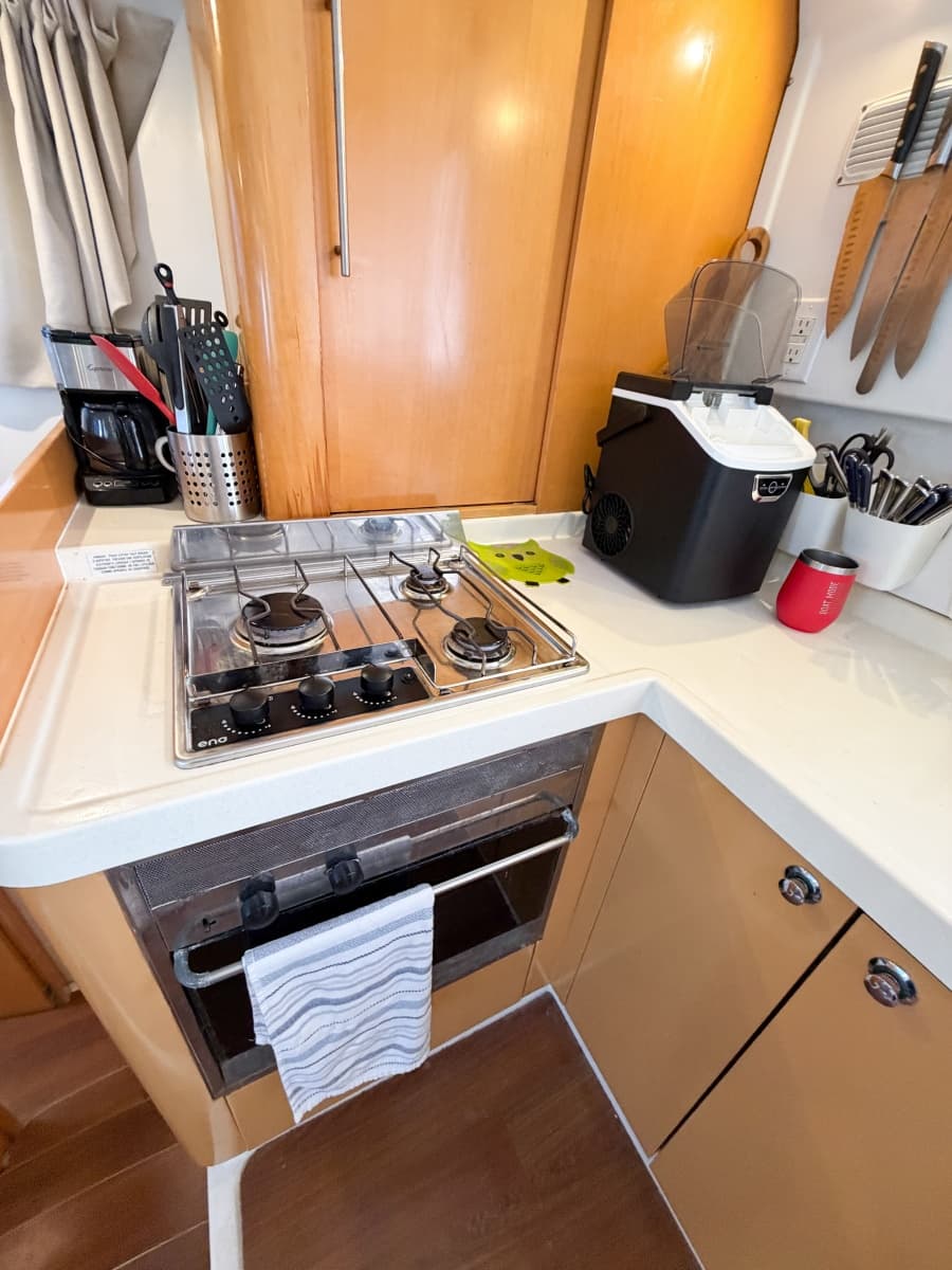 2008 Fountaine Pajot Orana 44