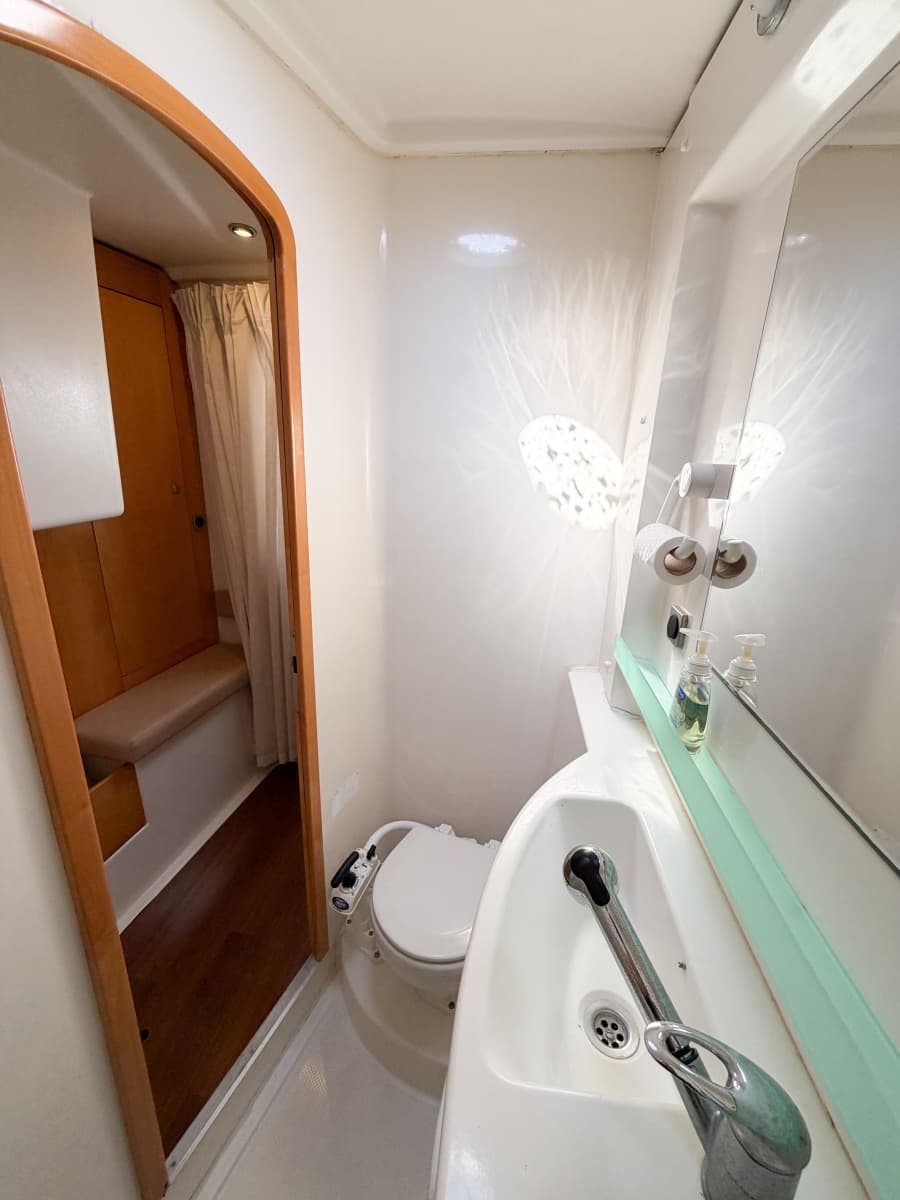 2008 Fountaine Pajot Orana 44